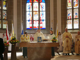 Feierlicher Gründungsgottesdienst der Pfarrei St. Heimerad (Foto: Karl-Franz Thiede)